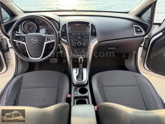 UÇMAZ AUTO'DAN HATASIZ ORJİNAL SUNROFFLU COSMO