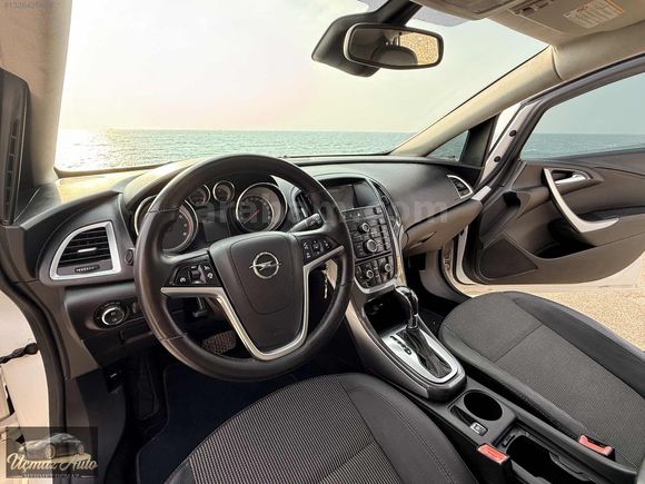 UÇMAZ AUTO'DAN HATASIZ ORJİNAL SUNROFFLU COSMO