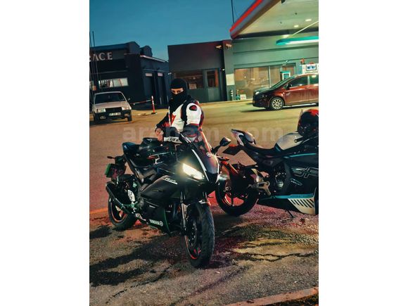 Sahibinden Yamaha YZF R25 ABS