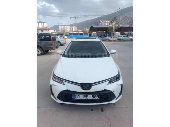 Sahibinden Toyota Corolla 1.5 Flame X-Pack 2021 Model