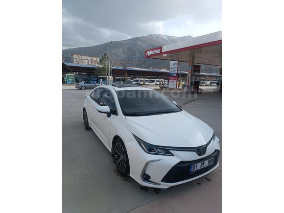 Sahibinden Toyota Corolla 1.5 Flame X-Pack 2021 Model