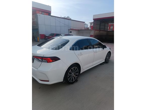 Sahibinden Toyota Corolla 1.5 Flame X-Pack 2021 Model
