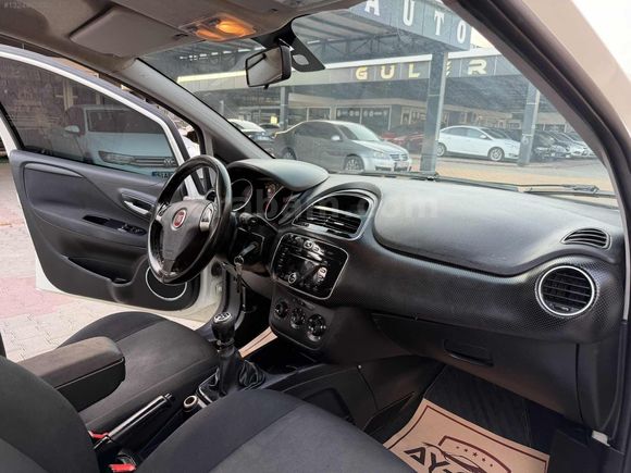 AY'CAR'DAN FİAT PUNTO 185 BİN KM'DE START&STOPLU