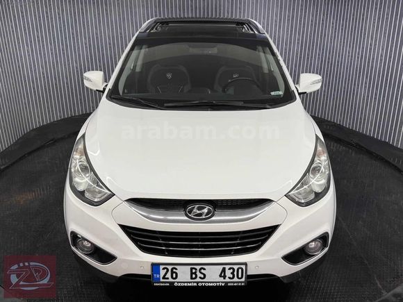 ÖZDEMİR OTOMOTİVDEN CAM TAVANLI HATASIZ