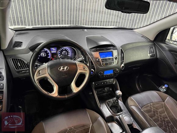 ÖZDEMİR OTOMOTİVDEN CAM TAVANLI HATASIZ