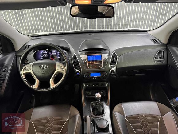 ÖZDEMİR OTOMOTİVDEN CAM TAVANLI HATASIZ