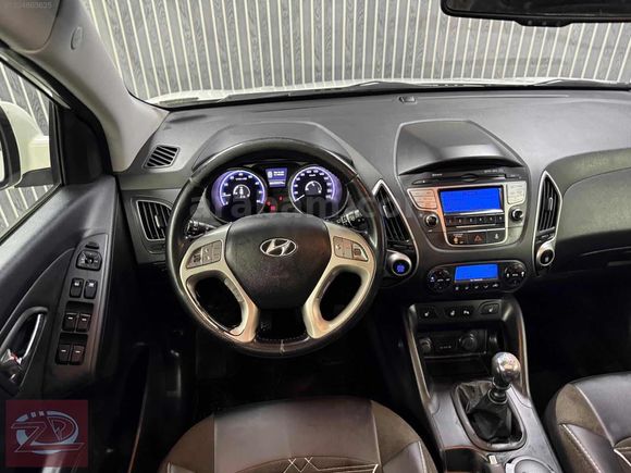 ÖZDEMİR OTOMOTİVDEN CAM TAVANLI HATASIZ