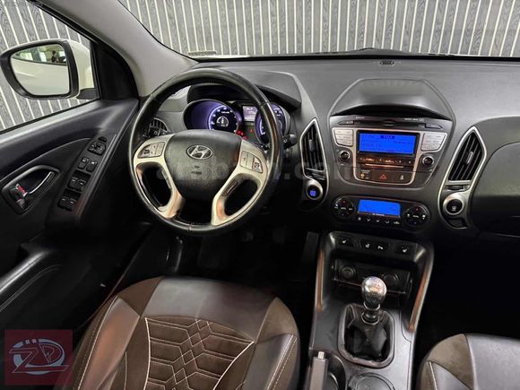 ÖZDEMİR OTOMOTİVDEN CAM TAVANLI HATASIZ