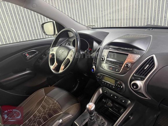 ÖZDEMİR OTOMOTİVDEN CAM TAVANLI HATASIZ