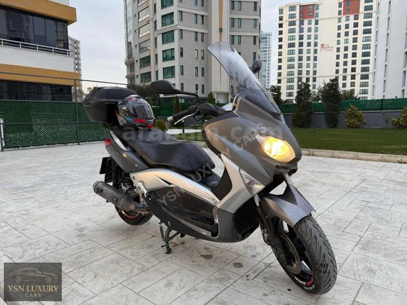 KREDİ KARTINA 3 TAKSİT YAMAHA X-MAX 250 57 BİN KM BAKIMLI.