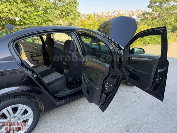 AKÇA OTOMOTİVDEN 2008 MODEL OTOMATİK KLİMALI LPGLİ ASTRA COSMO