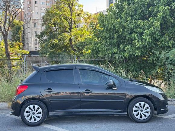 Düşük Km 207 Otomatik 1.4