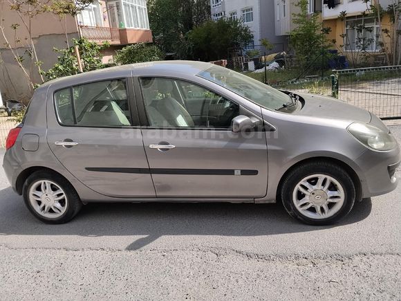 Sahibinden Renault Clio 1.6 Dynamique 2009 Model