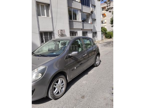 Sahibinden Renault Clio 1.6 Dynamique 2009 Model