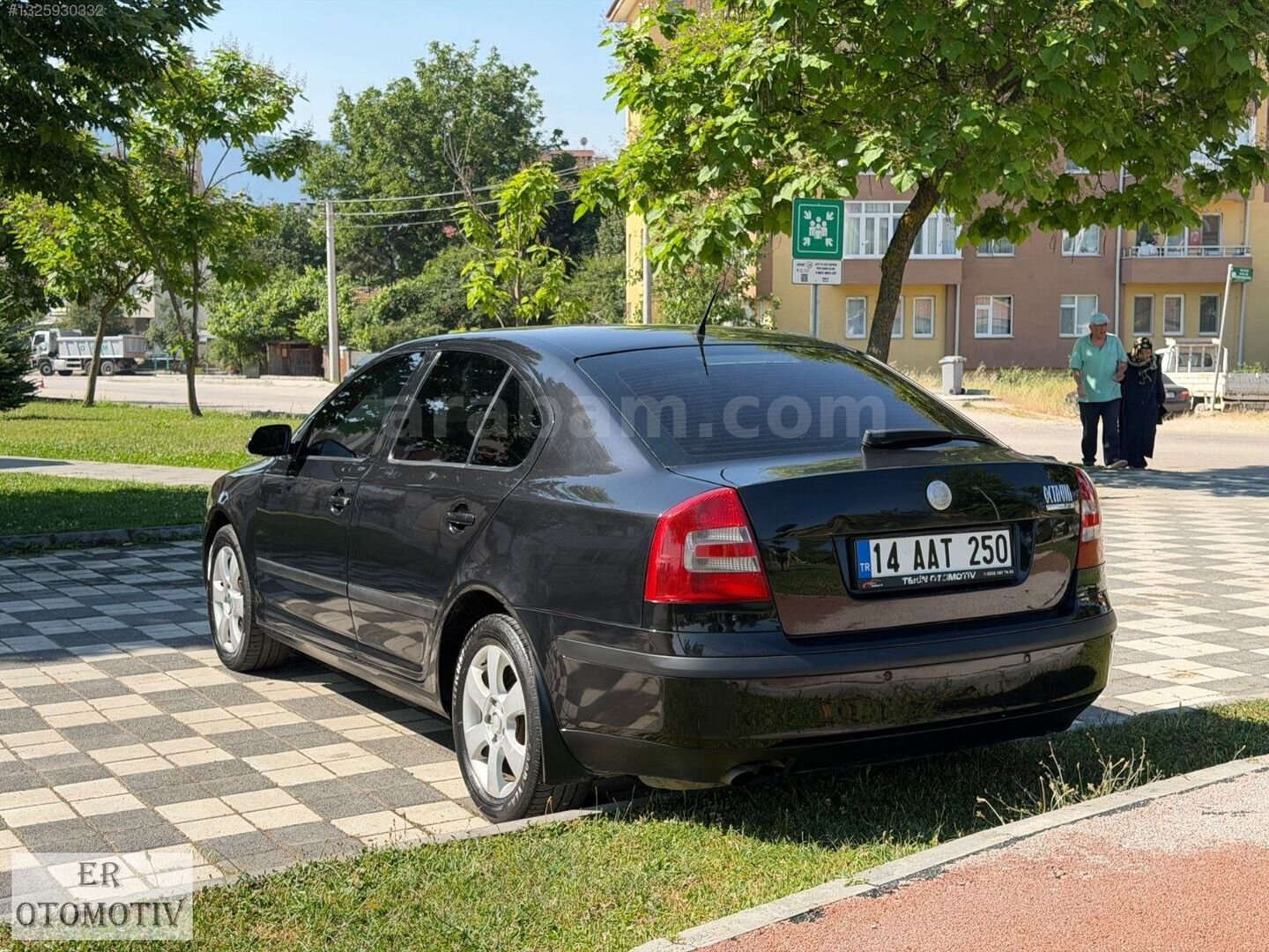 Galeriden Skoda Octavia 1.6 FSI Elegance 2008 Model Bolu 248.000 km Siyah 7