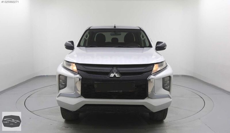 SABET AUTO 2020 MİTSUSHİ L200 4x2 TORNADO DEĞİŞENSİZ