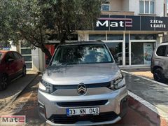 2025 model berlingo shine bold cam tavanlı xtr 1.600 km