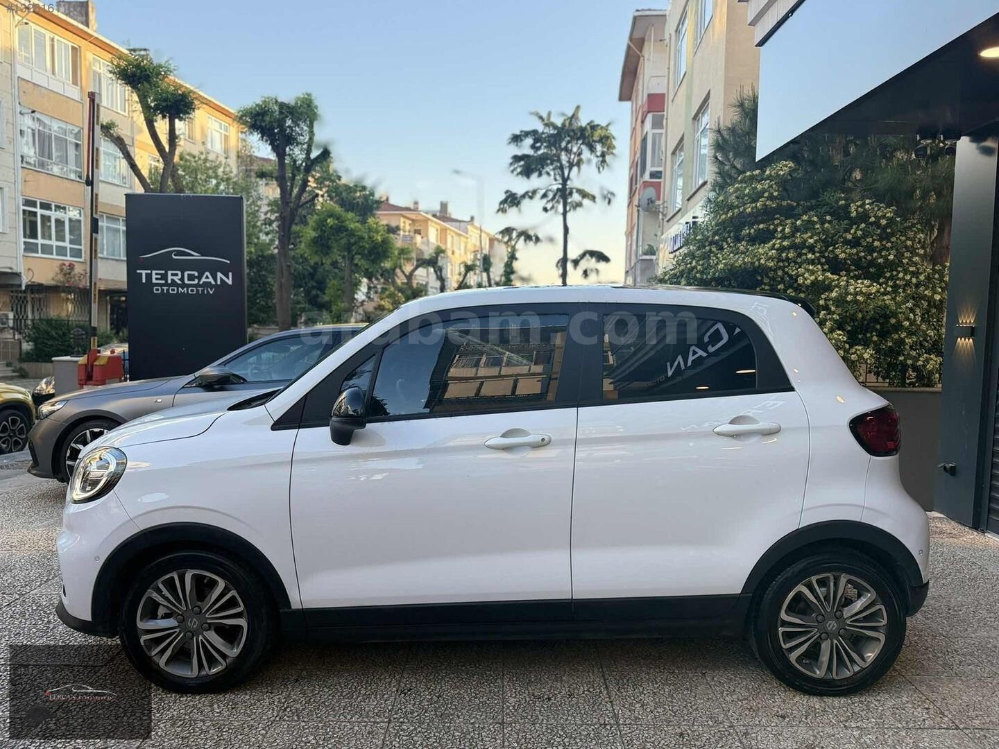 Galeriden Leapmotor T03 400 2023 Model İstanbul 70.000 km Gri 6