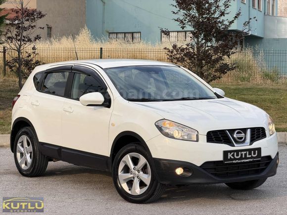 2011 DEĞİŞENSİZ İLK ELDEN 1.5 Dci Tekna Paket Nissan Qashqai