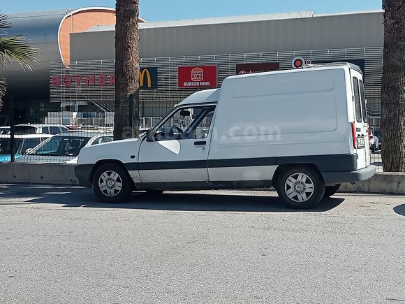Sahibinden 1.9 97 vize 6 ay var