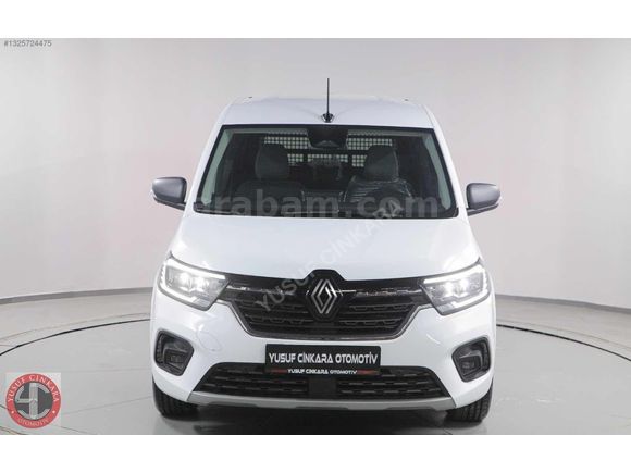 2025 RENAULT KANGOO SADECE 140 KMDE NOKTA KUSUR YOKTUR