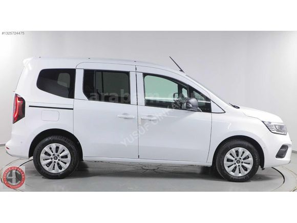 2025 RENAULT KANGOO SADECE 140 KMDE NOKTA KUSUR YOKTUR