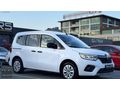 TOPRAK MOTORS İSTANBUL'DAN 2024 RENAULT KANGOO HATASIZ BOYASIZ