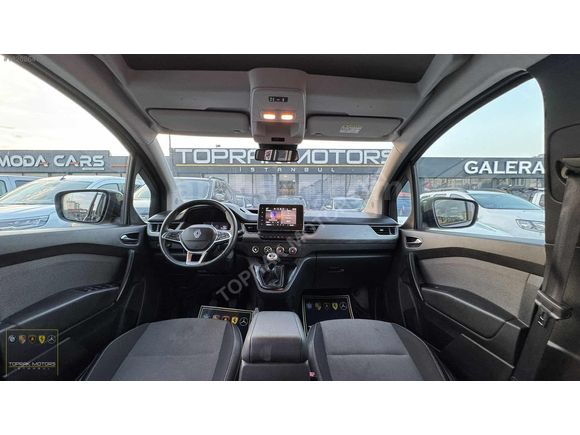 TOPRAK MOTORS İSTANBUL'DAN 2024 RENAULT KANGOO HATASIZ BOYASIZ