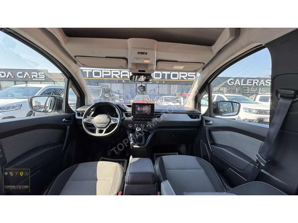 TOPRAK MOTORS İSTANBUL'DAN 2024 RENAULT KANGOO 1.3 Tce TECHNO