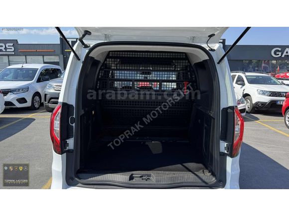 TOPRAK MOTORS İSTANBUL'DAN 2024 RENAULT KANGOO 1.3 Tce TECHNO
