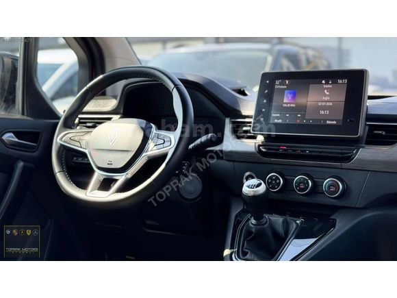 TOPRAK MOTORS İSTANBUL'DAN 2024 RENAULT KANGOO 1.3 Tce TECHNO