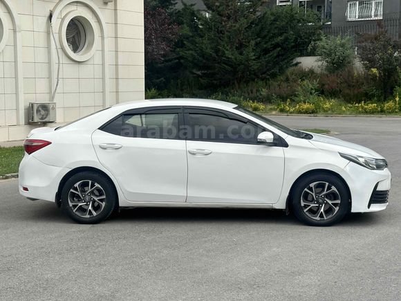 2017 TOYOTA COROLLA 157 BİNDE 1.33 LİFE 