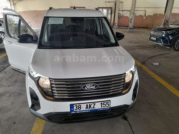 İLK SAHİBİNDEN 2024 MODEL 1.5DİZEL 5430 KM TİTANİUM COURİER