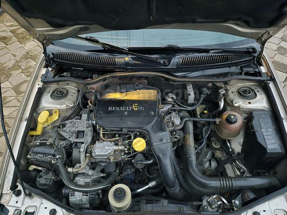 Sahibinden Renault Megane 1.9 DTi RET 2000 Model