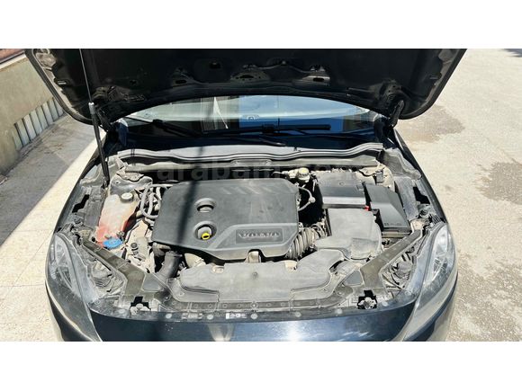 Sahibinden Volvo V40 1.6 D Premium 2013 Model 