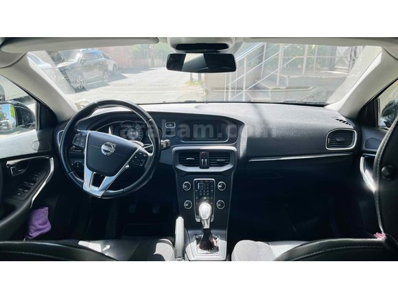 Sahibinden Volvo V40 1.6 D Premium 2013 Model 