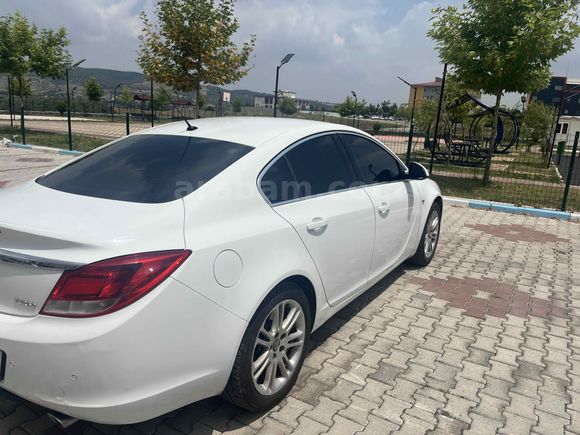 Sahibinden Opel Insignia 1.6 T Edition 2011 Model 