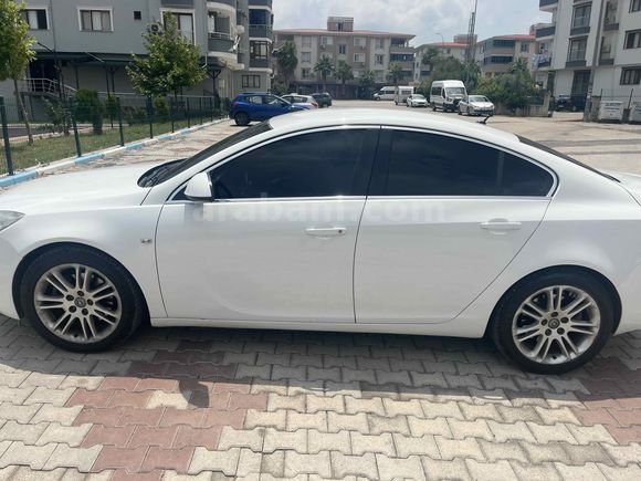 Sahibinden Opel Insignia 1.6 T Edition 2011 Model 