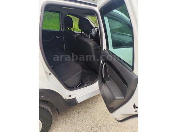 Duster 198 km de 4x4 değişensiz 110 luk 6 iler full paket
