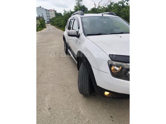 Duster 198 km de 4x4 değişensiz 110 luk 6 iler full paket