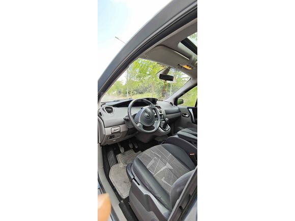 Sahibinden Renault Scenic 1.6 Dynamique 2005 Model 