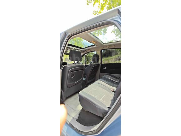 Sahibinden Renault Scenic 1.6 Dynamique 2005 Model 