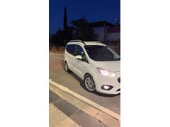 Sahibinden Ford Tourneo Courier 1.5 TDCi Titanium 2022 Model 