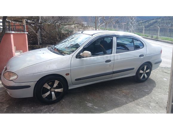 Sahibinden Renault Megane 1.6 16valf2000 Model