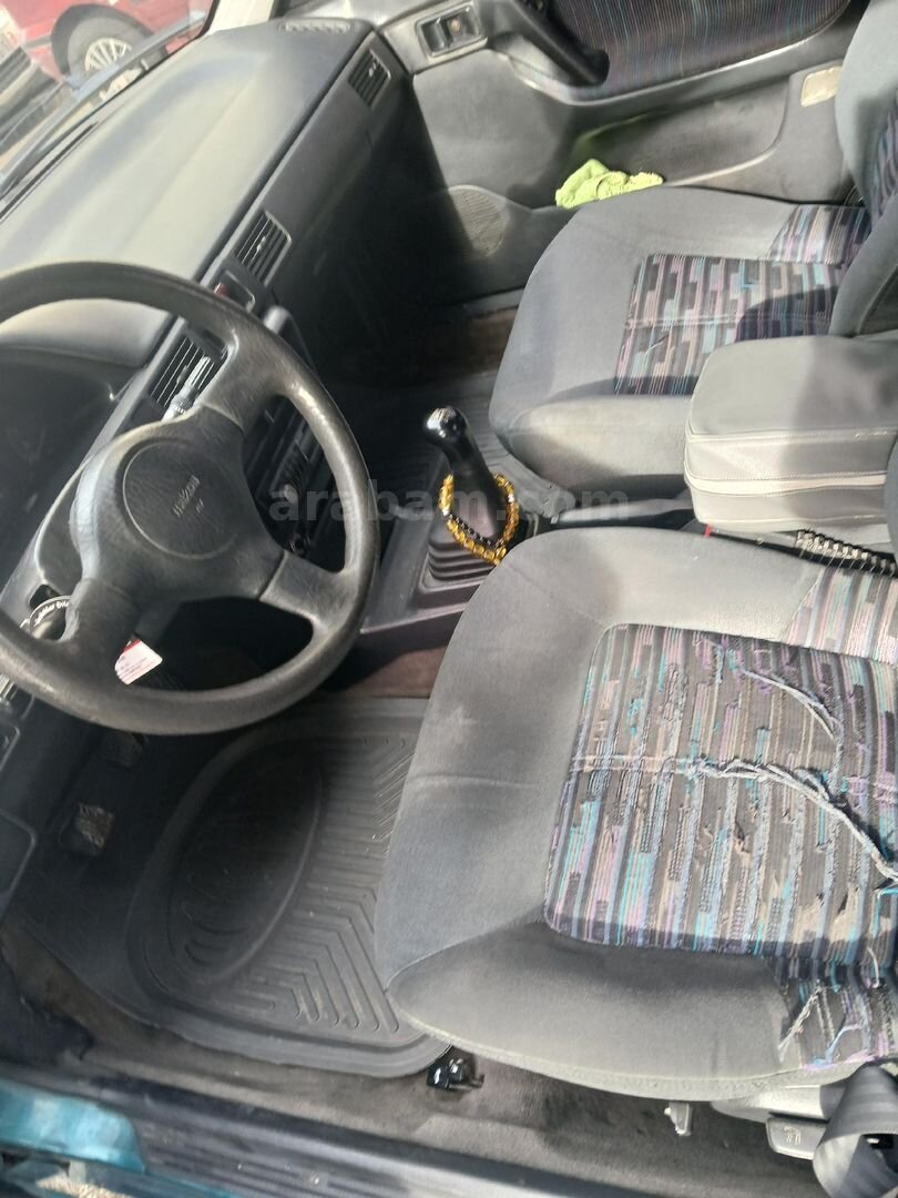 Sahibinden Mazda 323 1.6 GLX 1997 Model 3