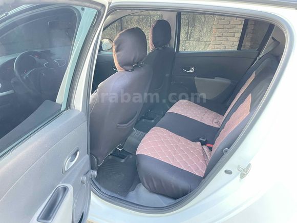 Sahibinden Renault Clio 1.5 dCi Extreme 2011 Model 