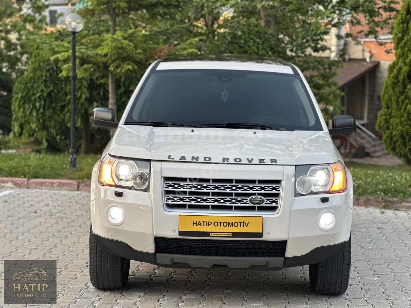 Galeriden Land Rover Freelander II 2.2 SD4 HSE 2011 Model Kütahya 250.000 km Beyaz 2