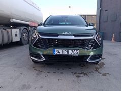 Sahibinden Kia Sportage 1.6 T-GDI Elegance Konfor 2023 Model  13.000 km Yeşil