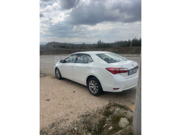 Sahibinden Toyota Corolla 1.4 D-4D Touch 2015 Model 