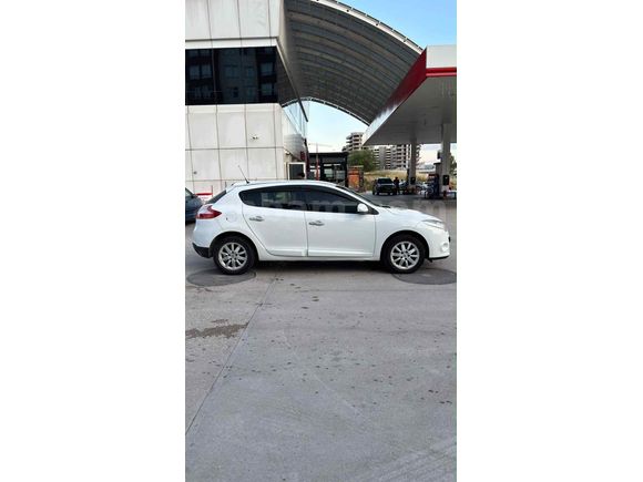 Sahibinden Renault Megane 1.5 dCi Privilege 2012 Model 